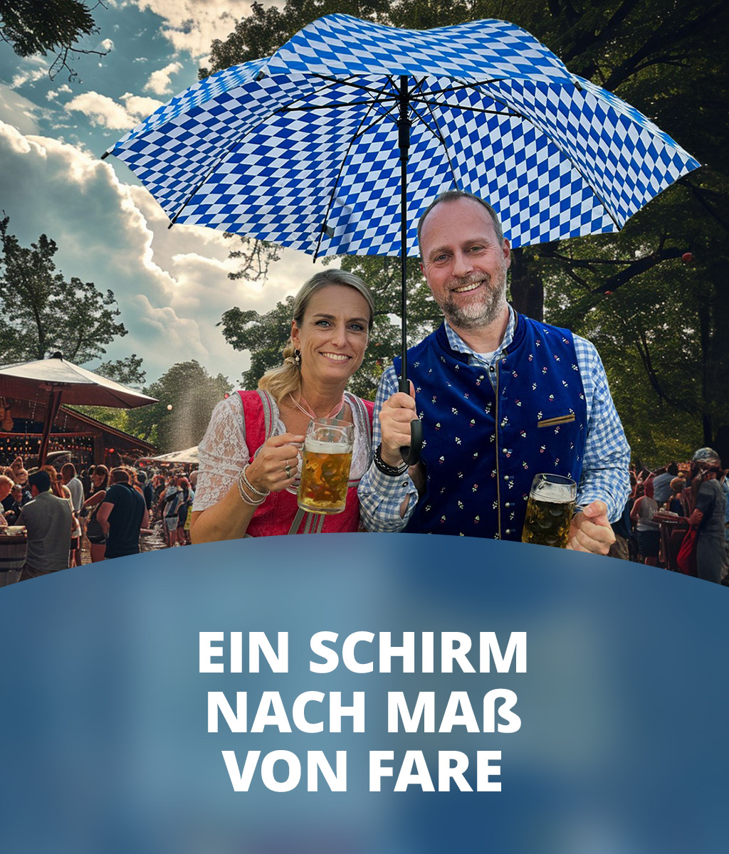 Oktoberfest Schirm im bayrischen Rautendesign und Pärchen 